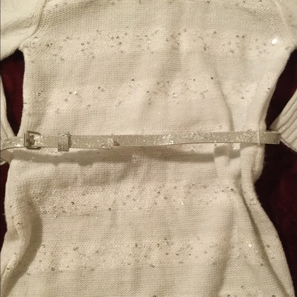 IZ Byer girl turtleneck - Picture 3 of 5